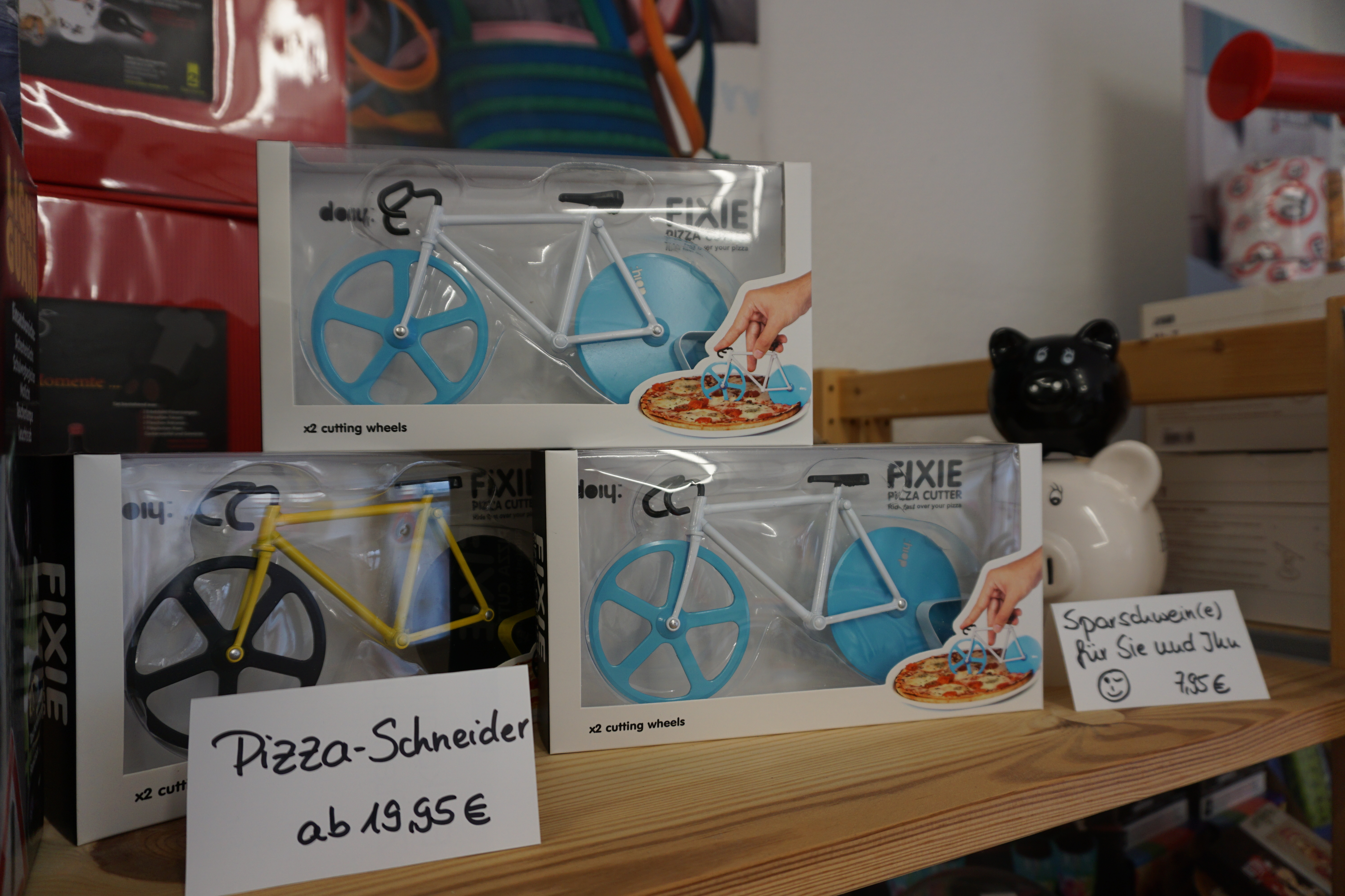 Dekorativer Pizza-Schneider im Fahrraddesign